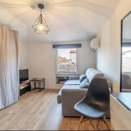 Apartment Dans Le Coeur Du Vieux Nice